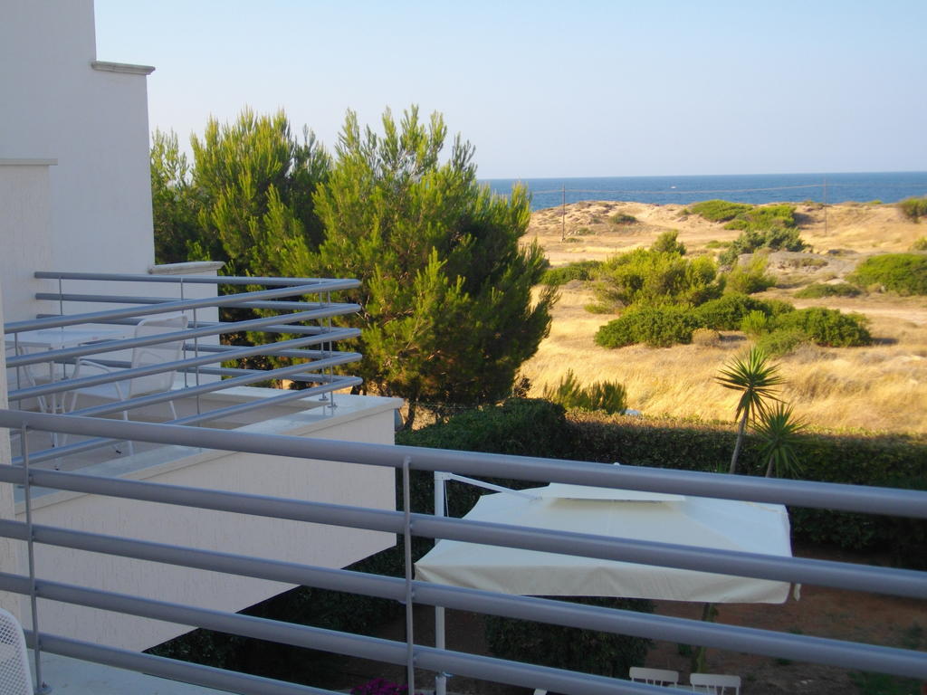 B&B Villa Cinzia Torre Santa Sabina Exteriör bild