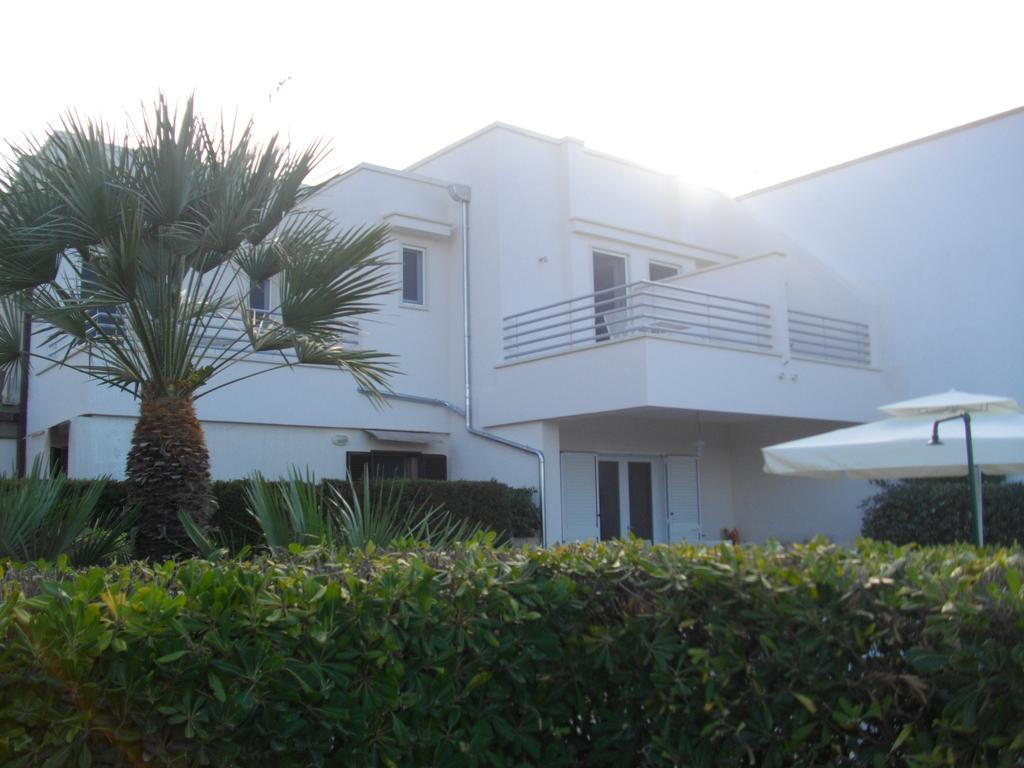 B&B Villa Cinzia Torre Santa Sabina Exteriör bild