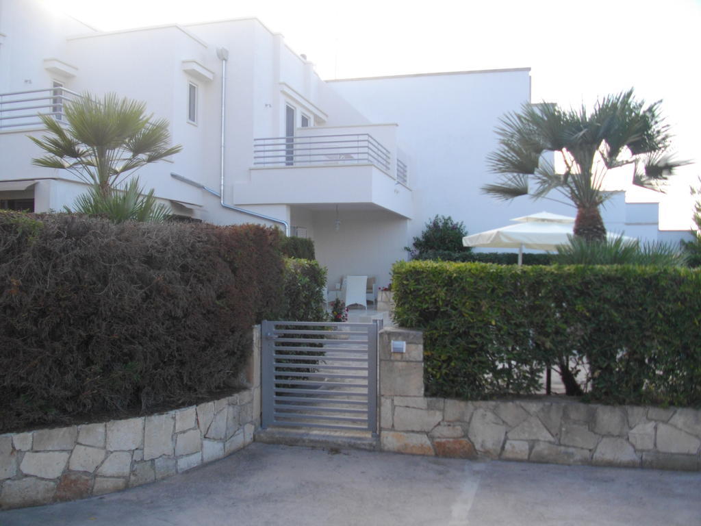 B&B Villa Cinzia Torre Santa Sabina Exteriör bild
