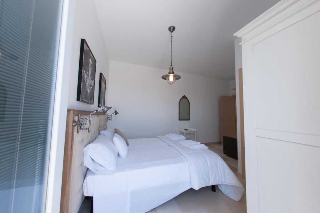 B&B Villa Cinzia Torre Santa Sabina Exteriör bild