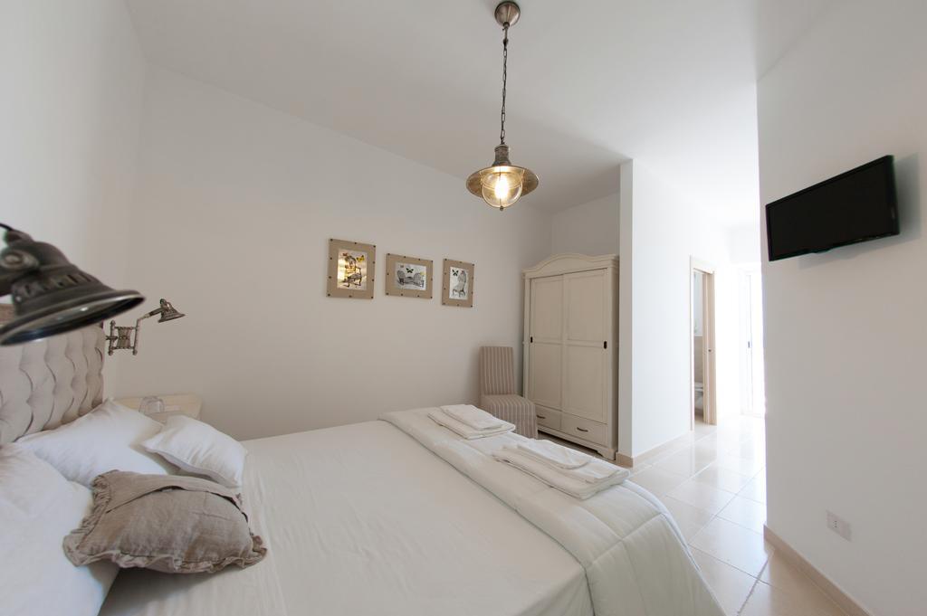B&B Villa Cinzia Torre Santa Sabina Exteriör bild