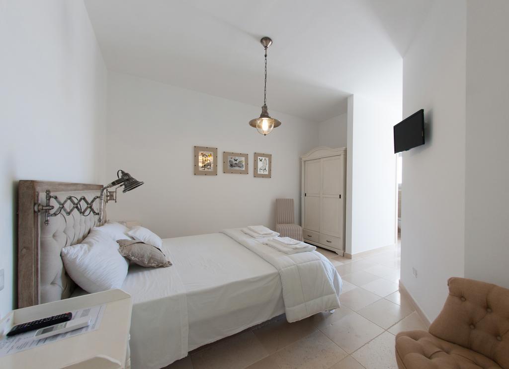B&B Villa Cinzia Torre Santa Sabina Exteriör bild